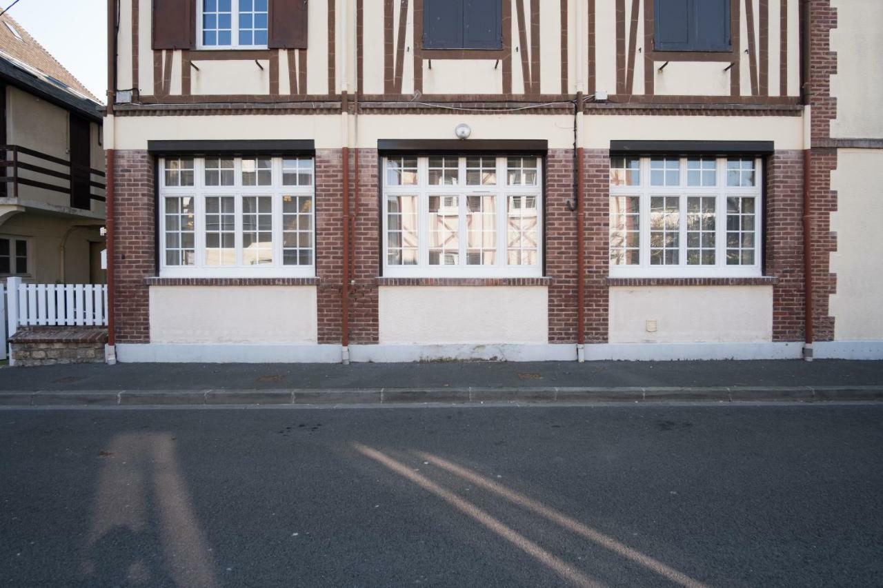 Elegant Appartement En Plein Coeur De Cabourg - Les Locations De Proust Luaran gambar